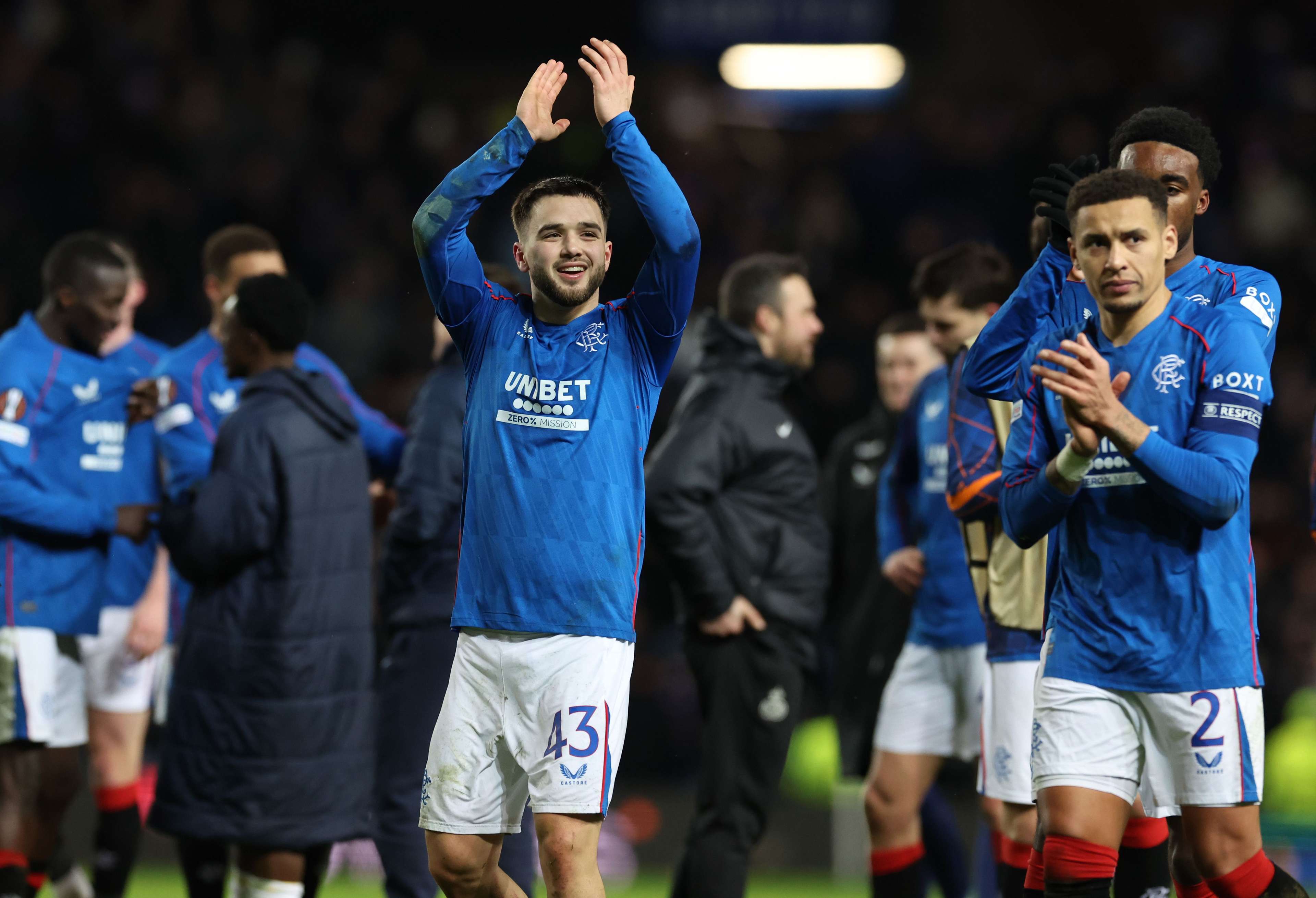 反复的射门 反复的射门